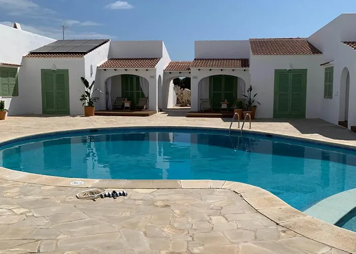 Cales De Menorca 5 Apartman *