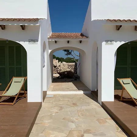 Cales De Menorca 5 カラ・ブランカ